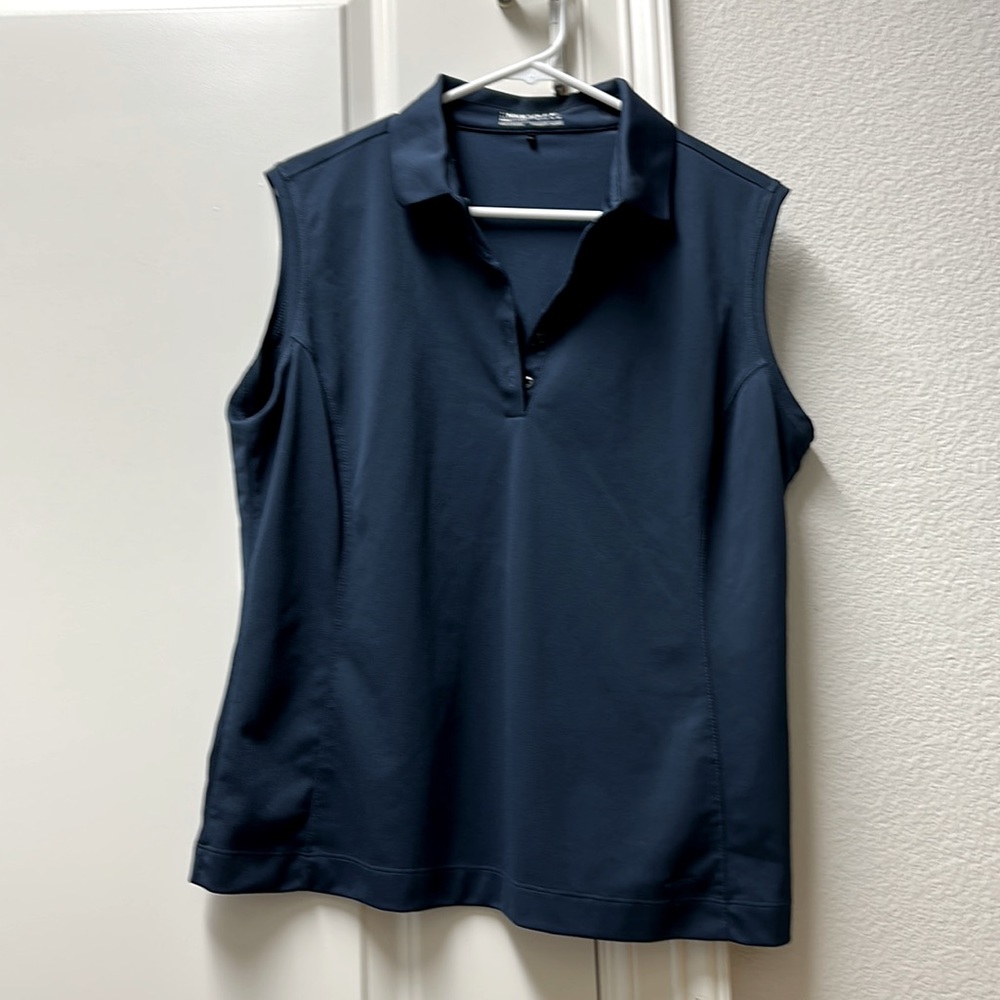 Nike GOLF woman’s sleeveless tank. Never worn